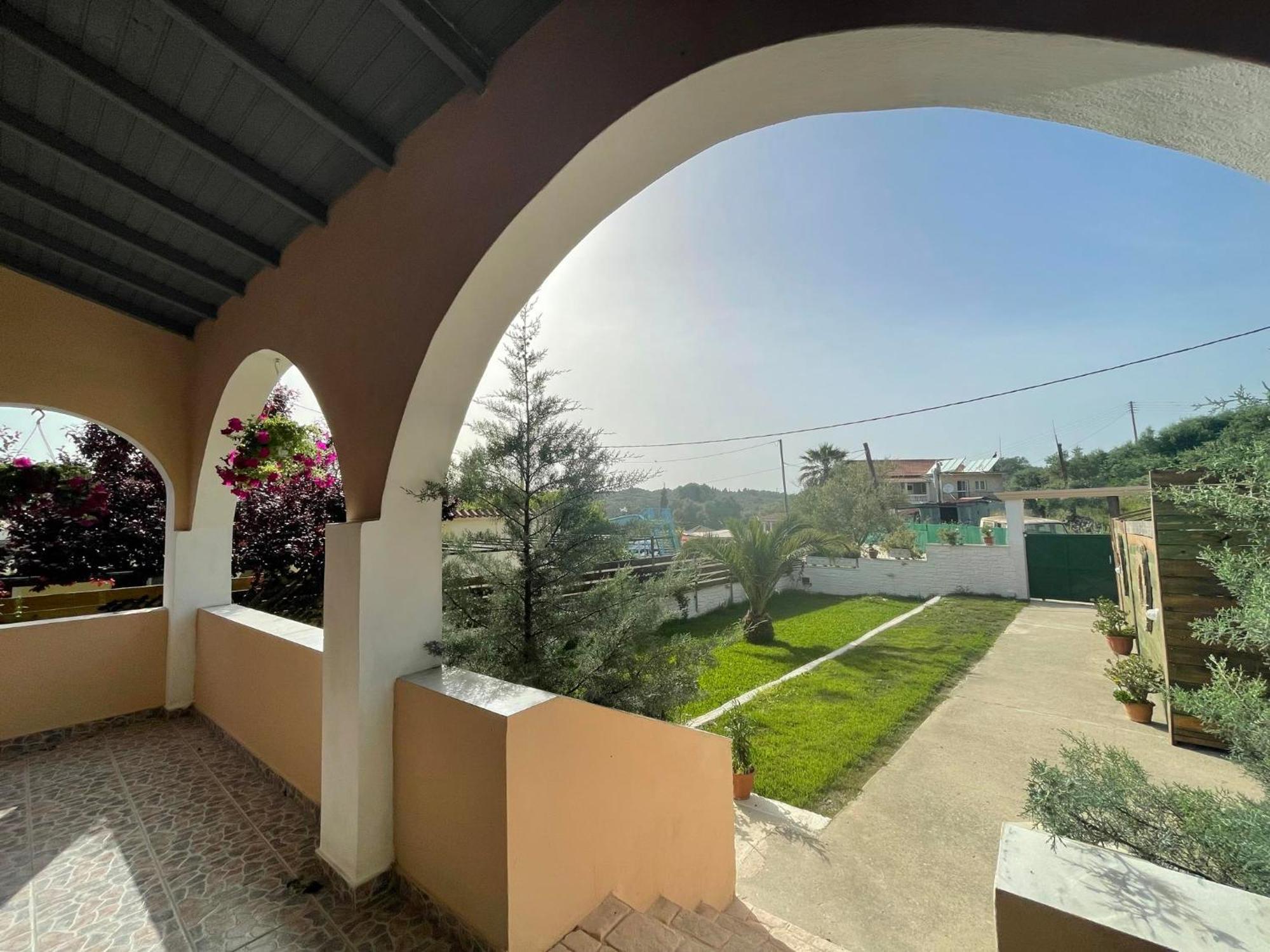 Villa Thanos Marathias  Luaran gambar