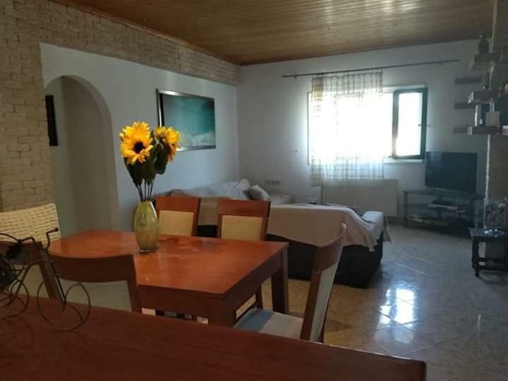 Villa Thanos Marathias  Luaran gambar